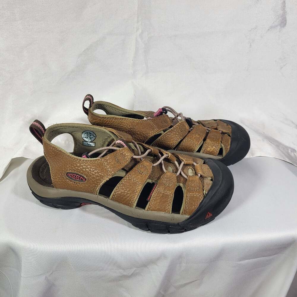 KEEN Newport Leather Hiking Sandals Women's Size 8 Brown Pink